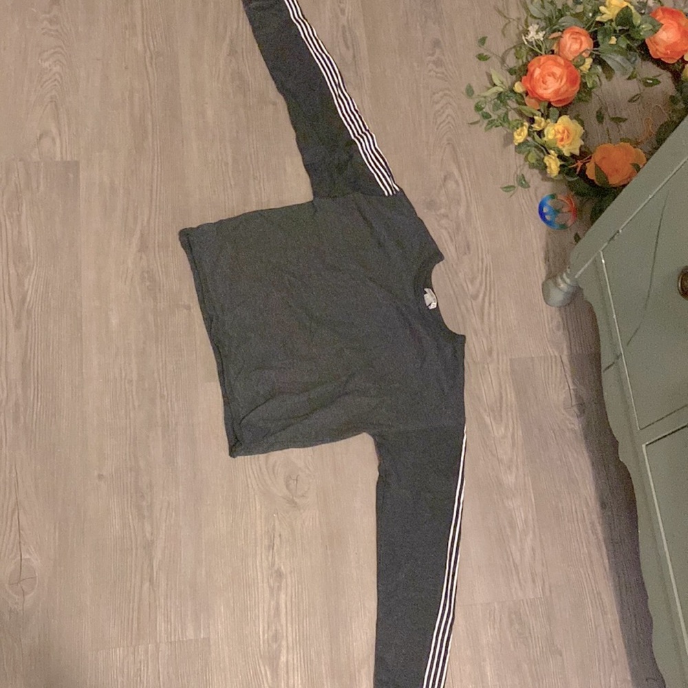 Forever 21 sweat shirt